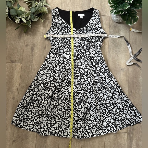 New Charter Club Women’s Fit & Flare Cotton Floral Dress with Pockets size 10 - Picture 4 of 16